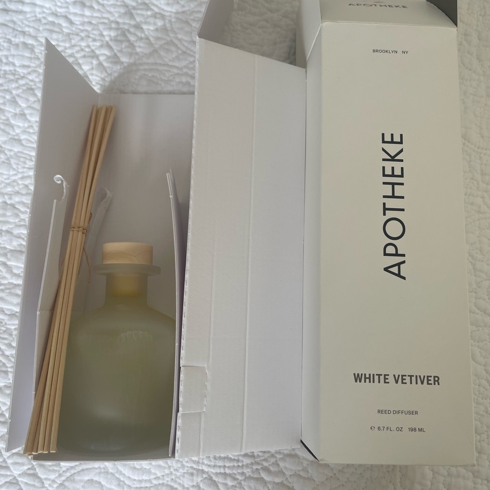 Apotheke White Vetiver Reed Diffuser